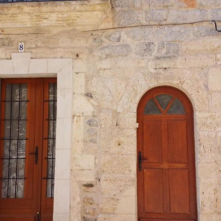 Appartement Chaleureux Dans Une Maison En Pierre Mireval 외부 사진