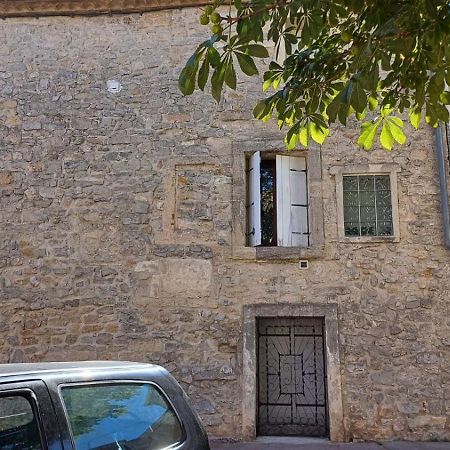 Appartement Chaleureux Dans Une Maison En Pierre Mireval 외부 사진