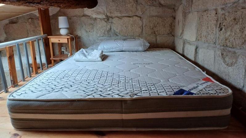 Appartement Chaleureux Dans Une Maison En Pierre Mireval 외부 사진
