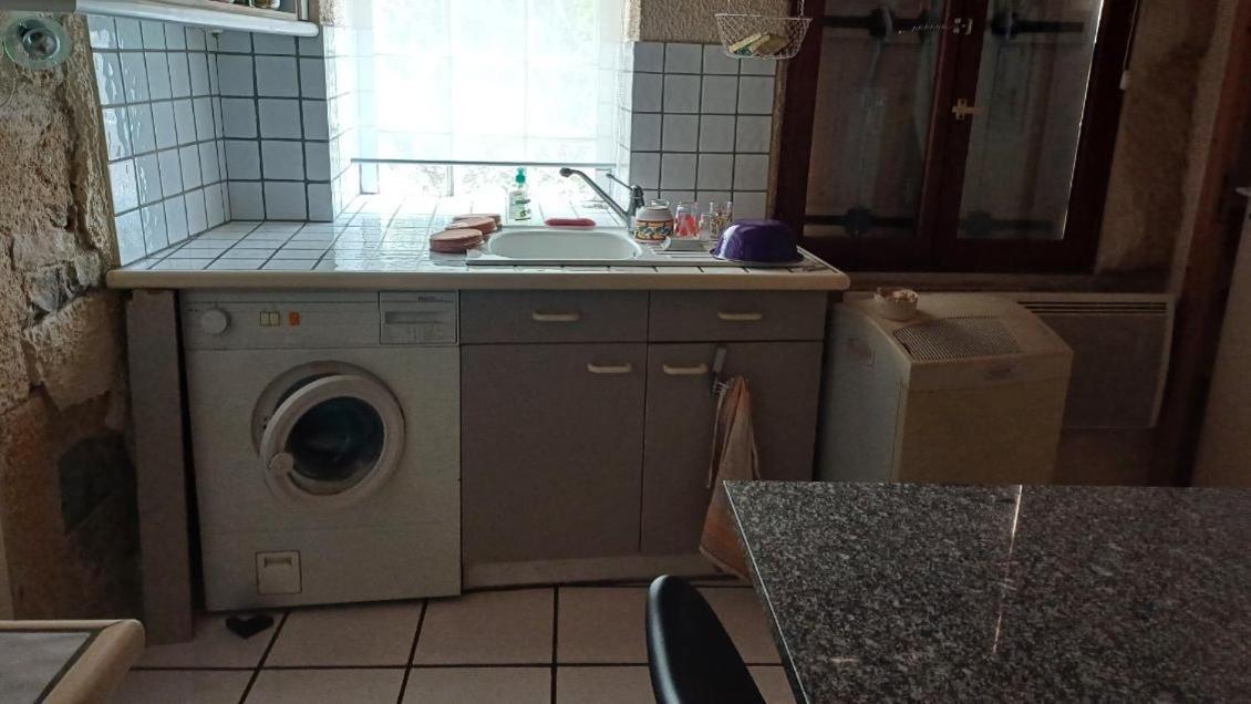 Appartement Chaleureux Dans Une Maison En Pierre Mireval 외부 사진