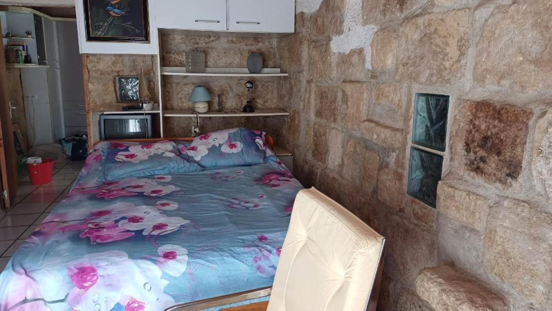 Appartement Chaleureux Dans Une Maison En Pierre Mireval 외부 사진